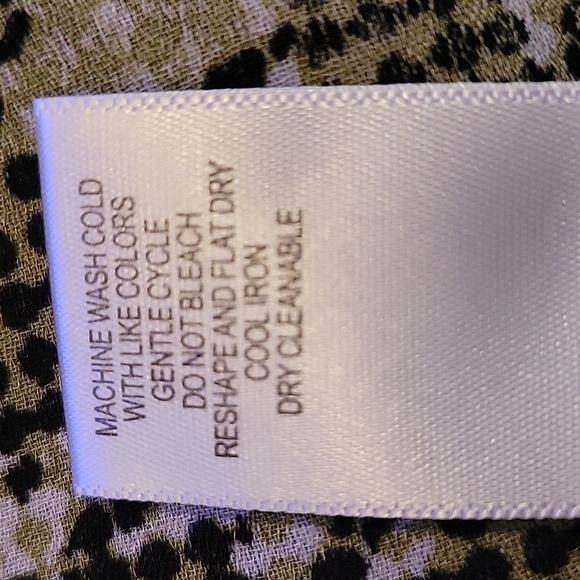 FLORAL & IVY large flowy blouse - Picture 5 of 5